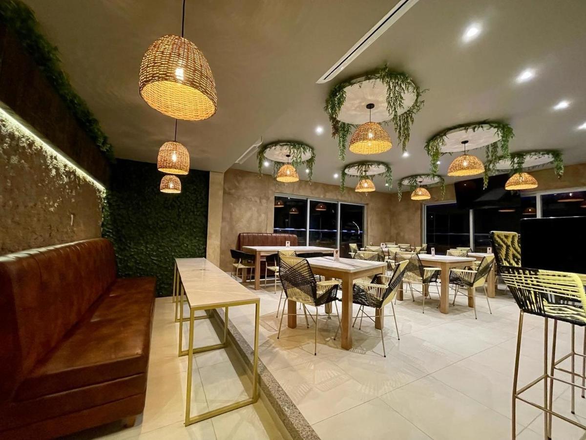 Hotel Provincia Plaza San Juan del Cesar Екстер'єр фото